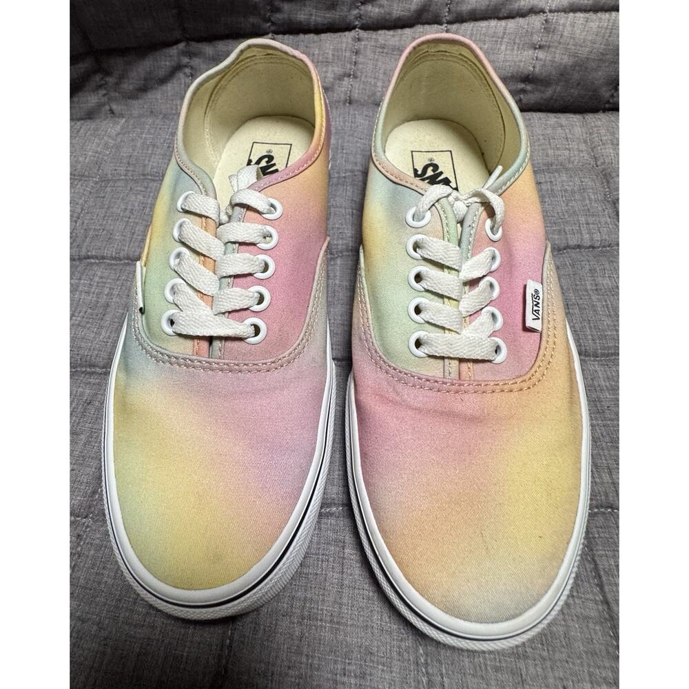 Vans Aura Shift Multi/True White Canvas Lace Up, Rubber Sole, Style 500714, 8.5